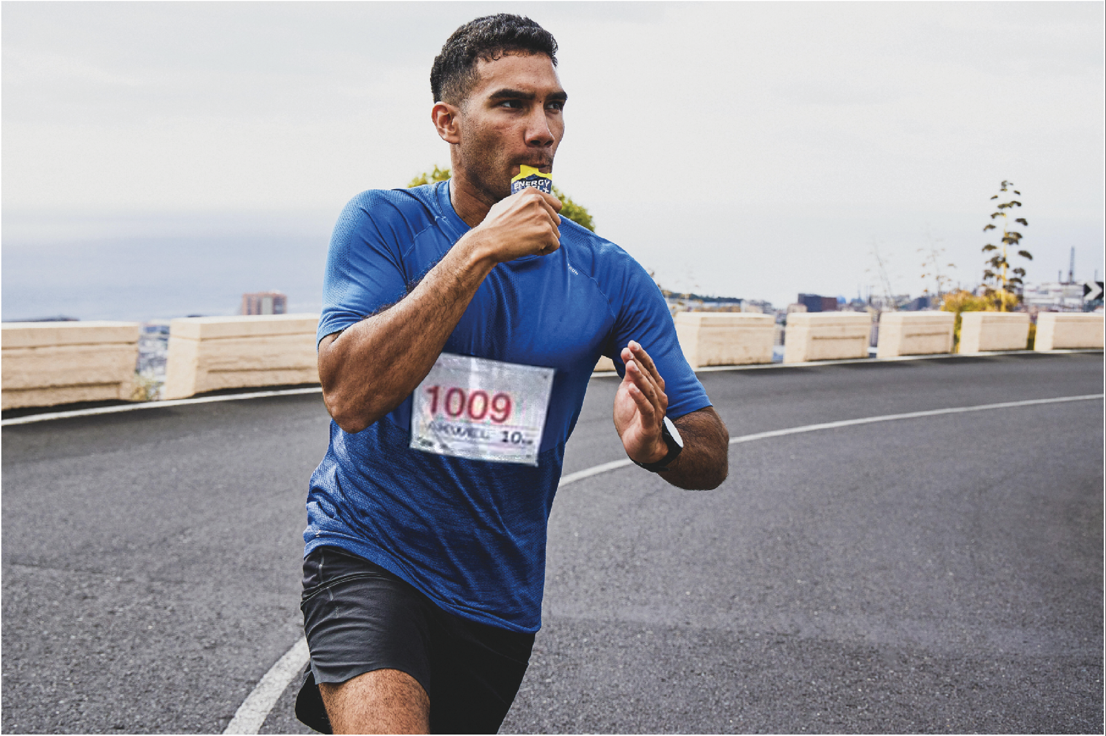 Gels énergétiques et sportifs en course
